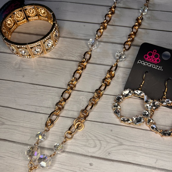 GOLD LOVERS!!!  3 piece bundle - Picture 1 of 1